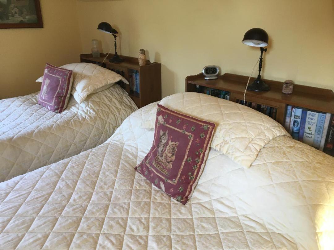 Castle Farmhouse Bed And Breakfast Glenfield ภายนอก รูปภาพ