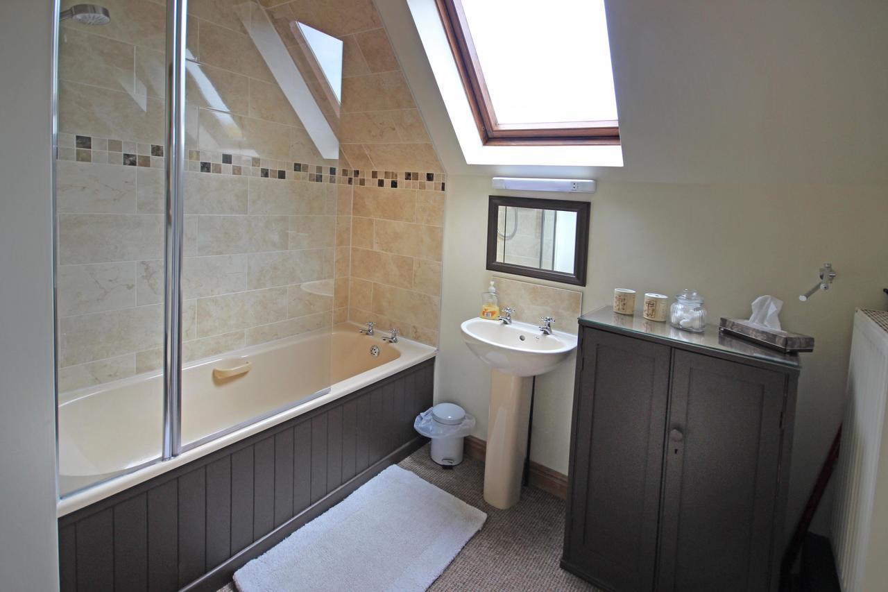 Castle Farmhouse Bed And Breakfast Glenfield ภายนอก รูปภาพ
