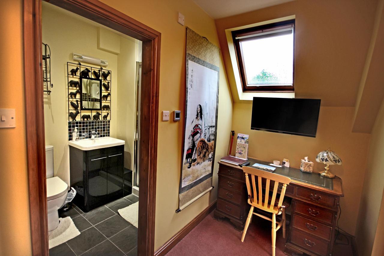 Castle Farmhouse Bed And Breakfast Glenfield ภายนอก รูปภาพ