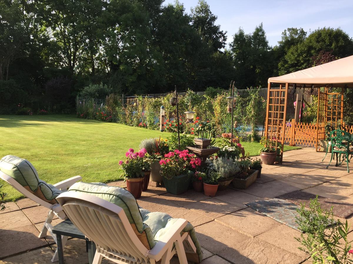 Castle Farmhouse Bed And Breakfast Glenfield ภายนอก รูปภาพ